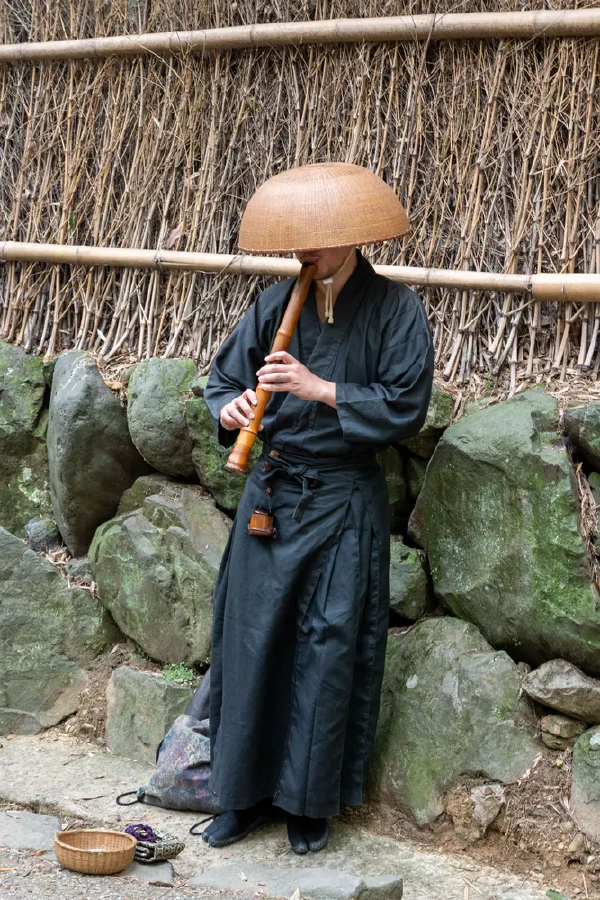 卖艺人